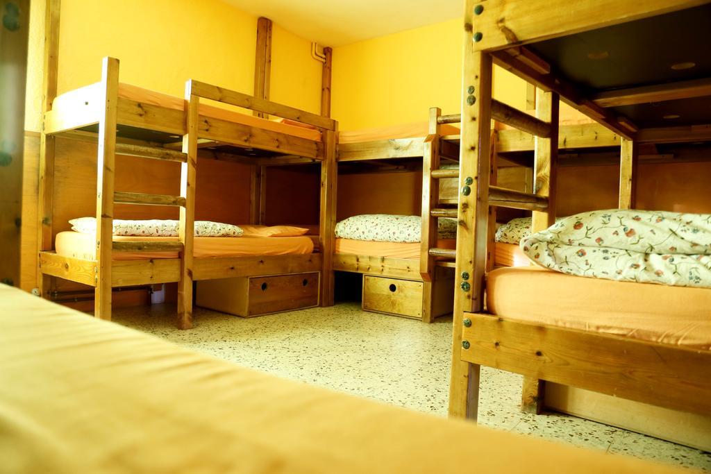 Hostel La Closa Castellar De N'Hug Exterior foto